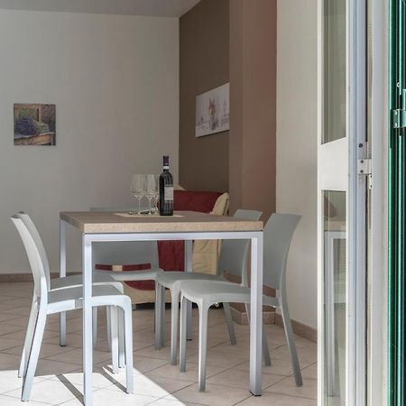 Апартаменты A 2 Passi Da Alba With 6 Beds Rodello Экстерьер фото
