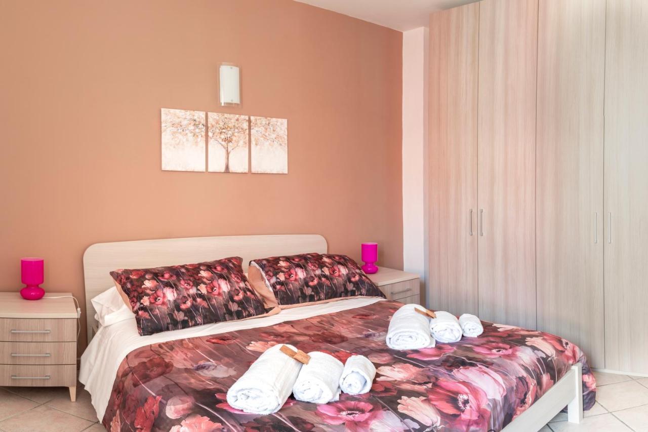 Апартаменты A 2 Passi Da Alba With 6 Beds Rodello Экстерьер фото